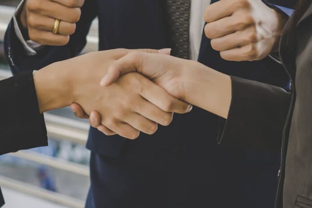 hand-shake